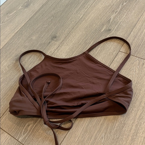 Skims Recycled Swim High Neck Top in Cocoa BROWN Size XL - Picture 3 of 4